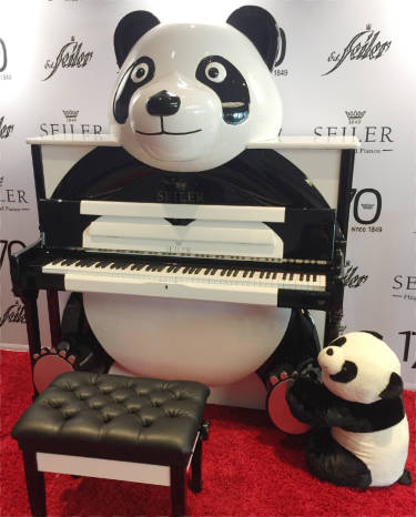 Seiler panda piano